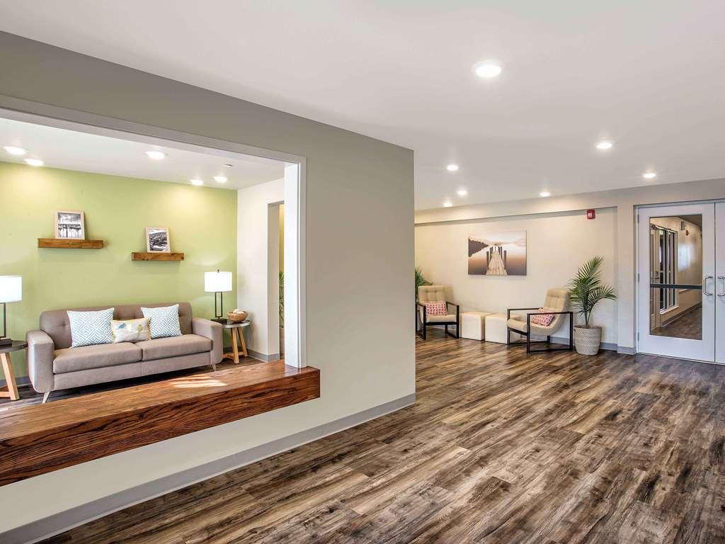 Woodspring Suites Houston Northwest Dalaman gambar